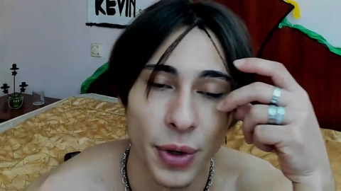 kevin_hug  23-09-2022